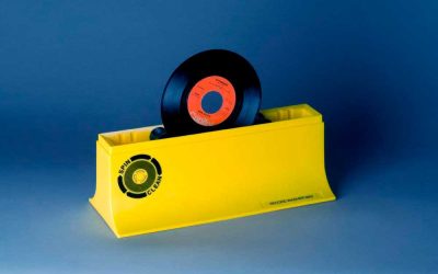 Cinco métodos para limpiar vinilos de música: pros y contras